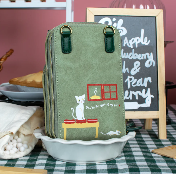 PREORDER Vendula Pie Shop Callaway Bag