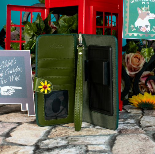 Vendula The Queen Elizabeth Pub Universal Flip Phone Wallet