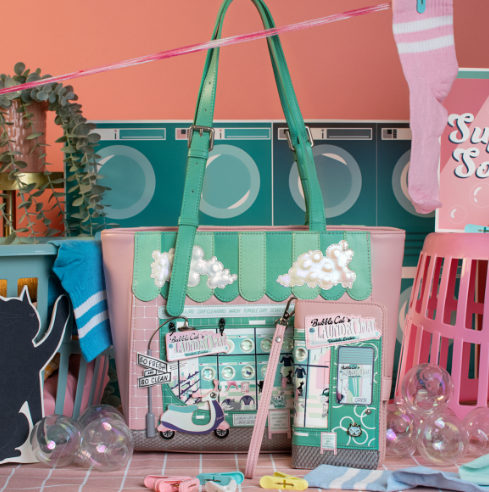 Vendula Bubble Cats Laundromat Universal Flip Phone Wallet