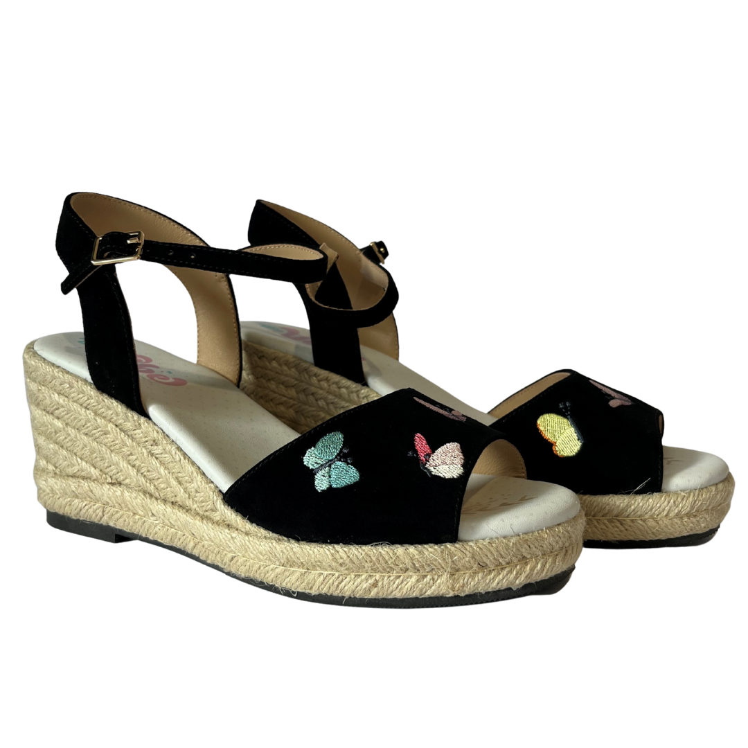 The Vibe is Flutter Black