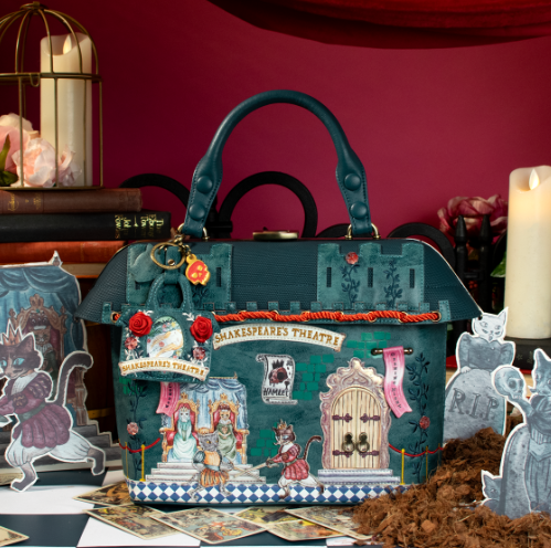 Vendula Hamlet Key Charm