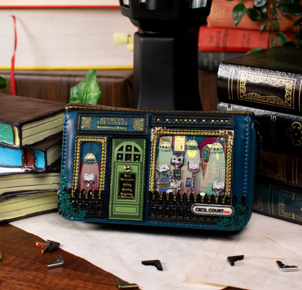 PREORDER Vendula Bookbinders Medium Ziparound Wallet