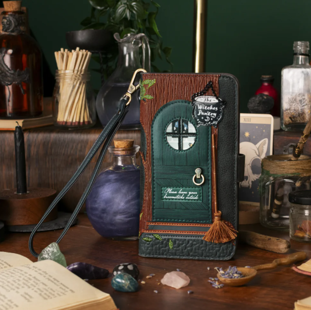 Vendula Witches Pantry Universal Flip Phone Case