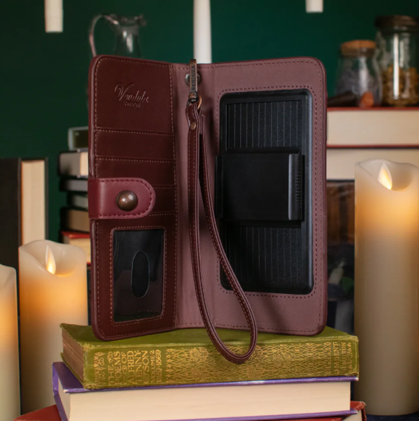 Vendula Mystic Wicks Universal Flip Phone Cover