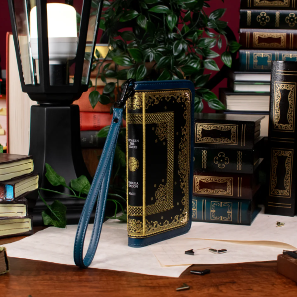 PREORDER Vendula Bookbinders Universal Flip Phone