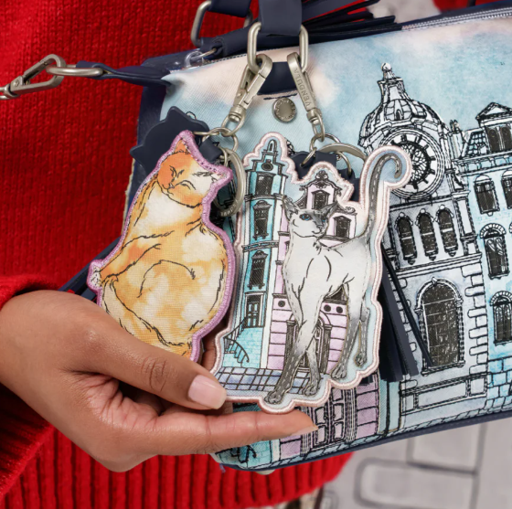 Vendula Cats In The City Grey Cat Key Charm