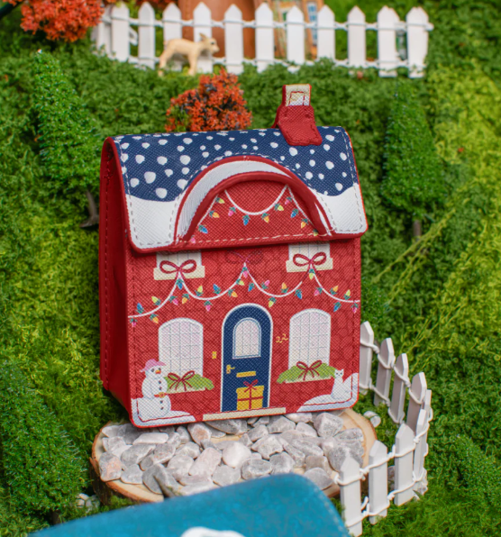 Vendula Village House Coin Purse No 22