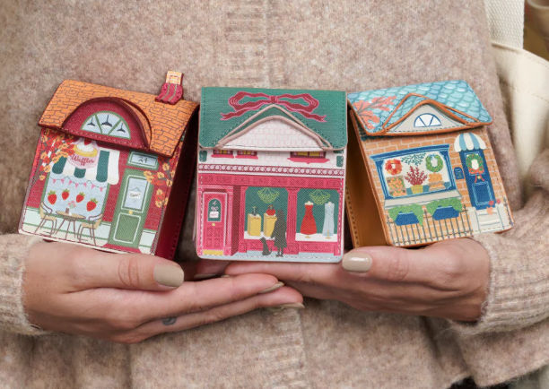 Vendula Village House Coin Purse No 24