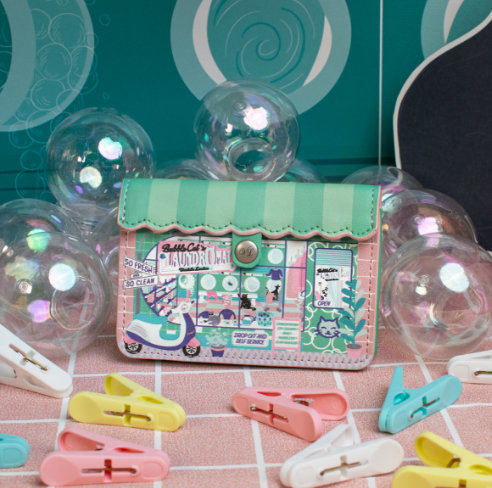 Vendula Bubble Cats Laundromat Accordian Card Wallet