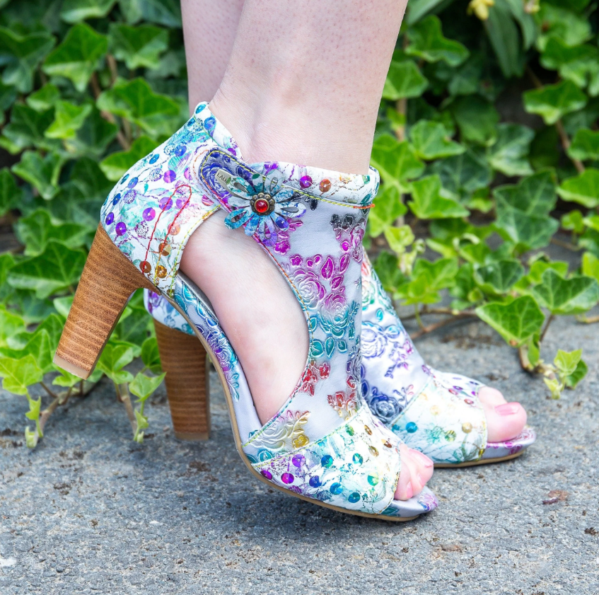 Laura Vita Alcbaneo Blanc Shoe Fun