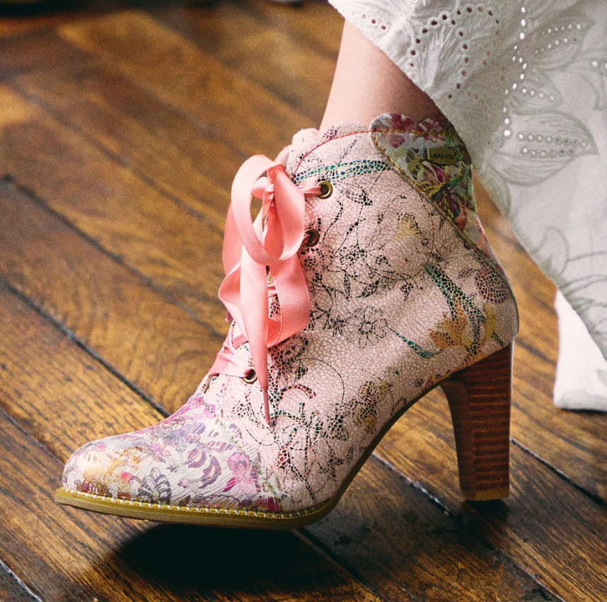 Laura Vita Alcbaneo Rose Shoe Fun
