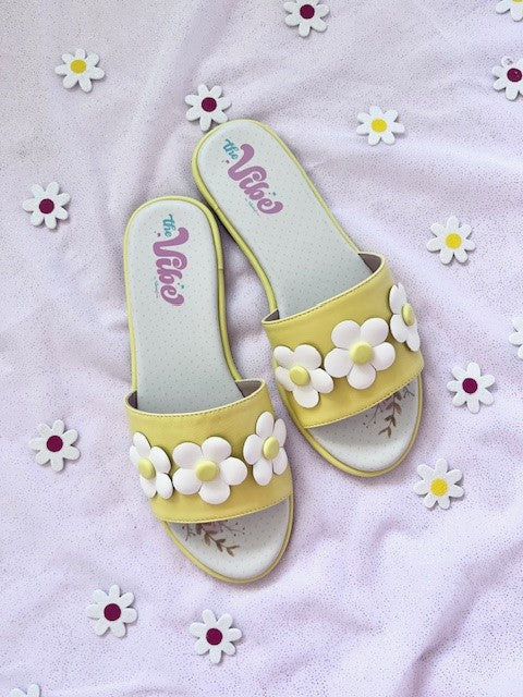 The Vibe is Flower Power In Lemon with Fresh White Flowers