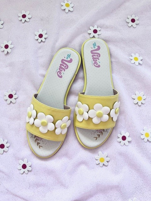 The Vibe is Flower Power In Lemon with Fresh White Flowers
