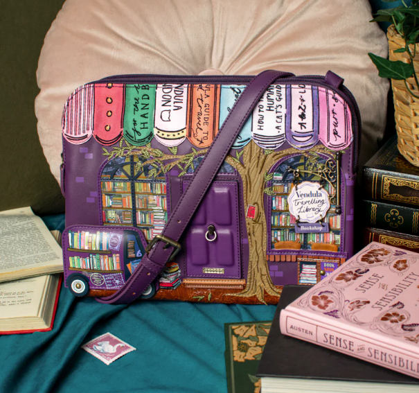 Vendula Travelling Library Bookshop Bella Bsg