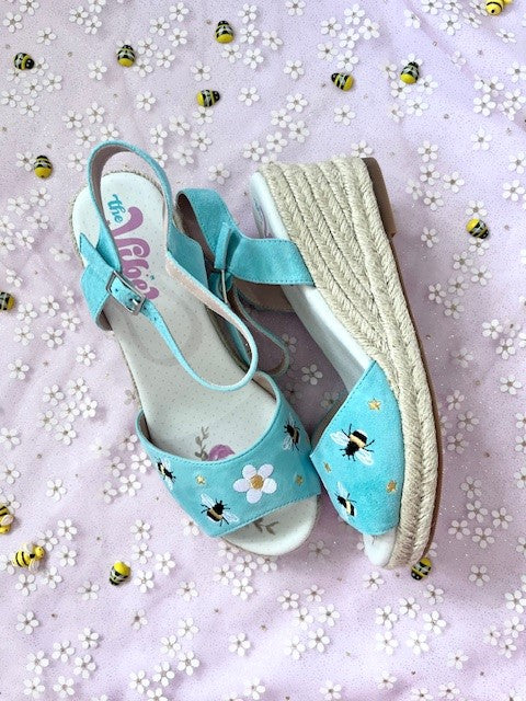 The Vibe is Busy Bees in Aqua Suede