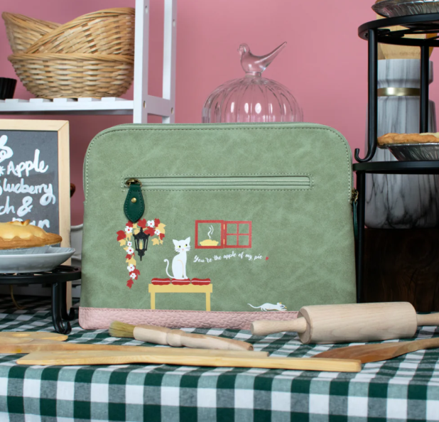 PREORDER Vendula Pie Shop Bella Bag