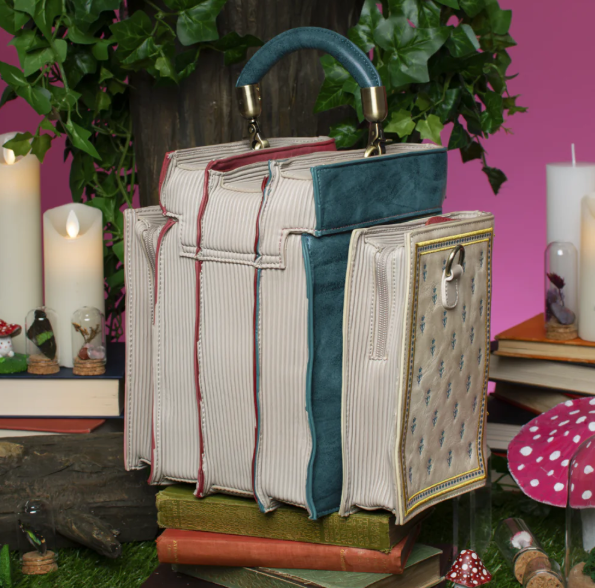 Vendula Bookshelf Boulevard Book Stack Bag