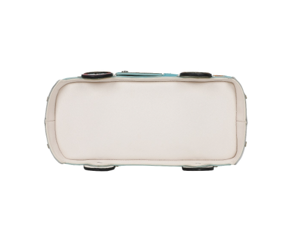 Vendula Sands Camper Van Mint