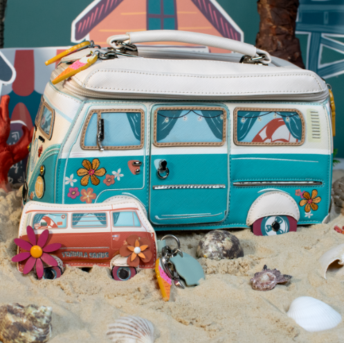 Vendula Sands Camper Key Charm