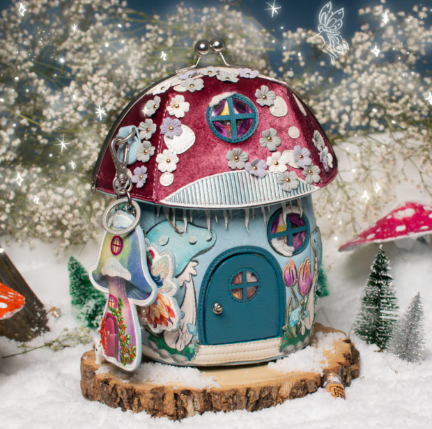 Vendula Fairy Village Snowflake Edition Key Charm