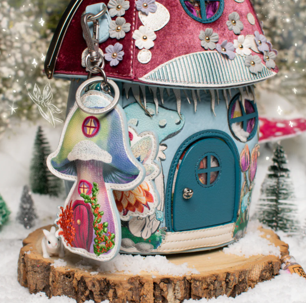 Vendula Fairy Village Snowflake Edition Key Charm