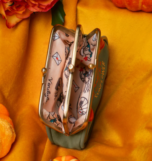 Vendula Flower Shop Amber Edition Clipper Coin Purse