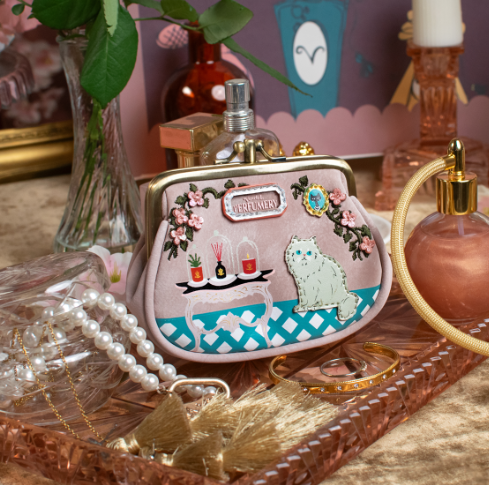 Vendula Perfumery Blush Edition Clipper Coin Purse