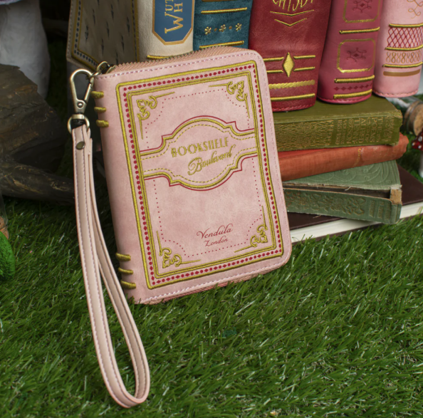 Vendula Bookshelf Boulevard Coin Purse