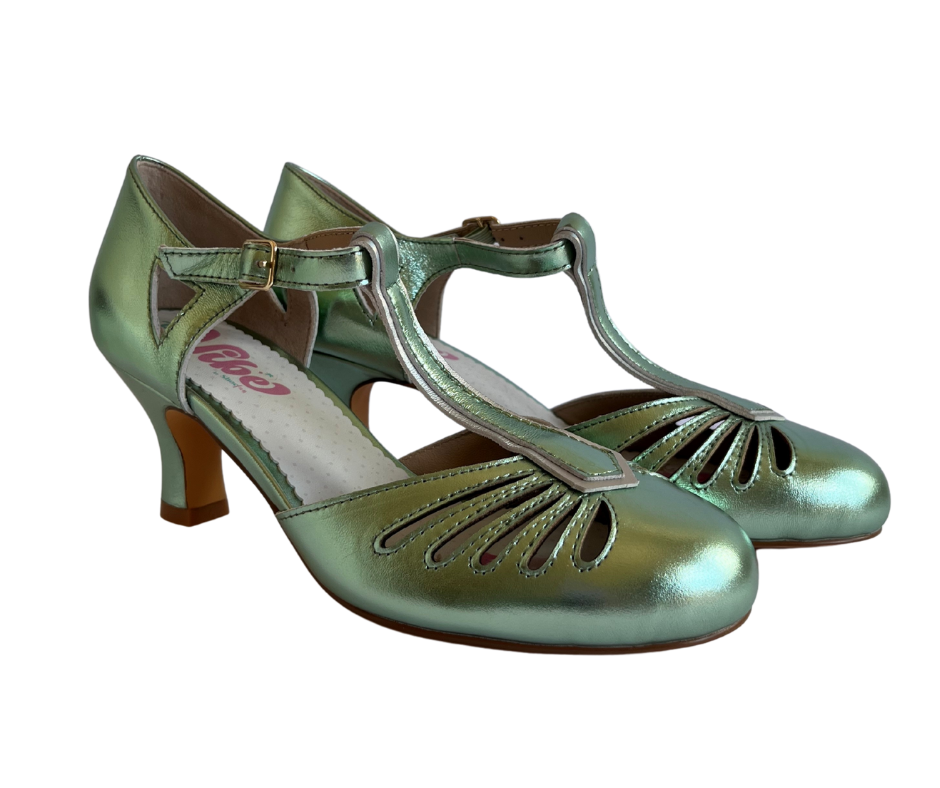 The Vibe is Darling in Mint Green Metallic