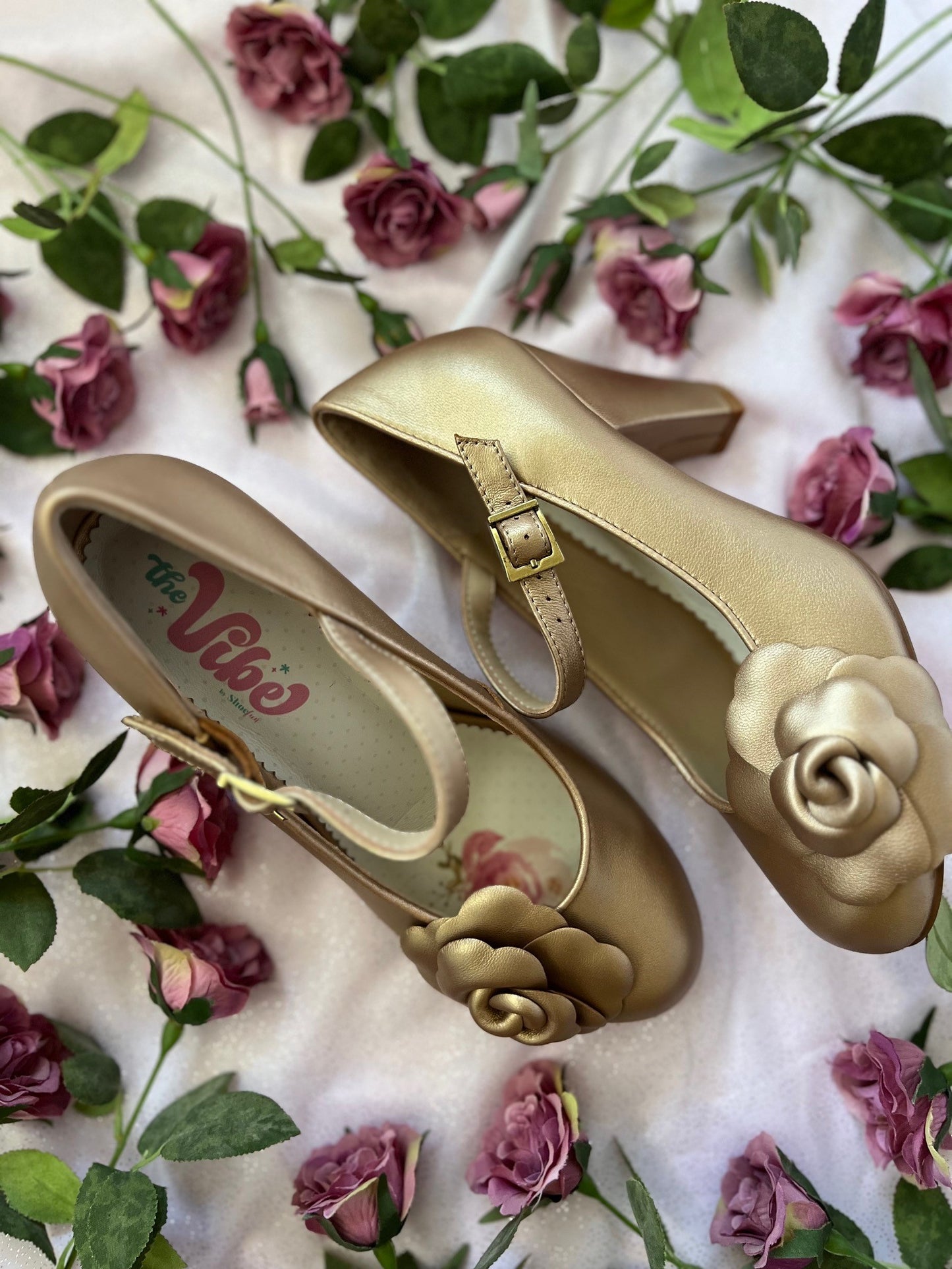 The Vibe is Elegance in Rose Gold