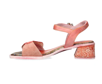 Laura Vita Jacpineo Rose