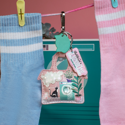 Vendula Bubble Cats Laundromat Key Charm