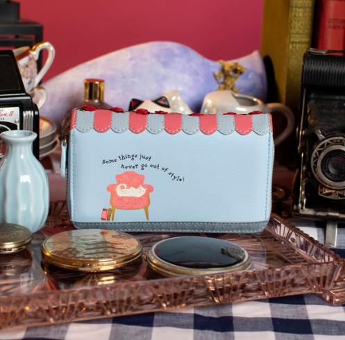 Vendula Vintage Rose Medium Ziparound Wallet