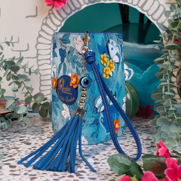 Vendula Gardens of the World Greece Universal Flip Phone Holder