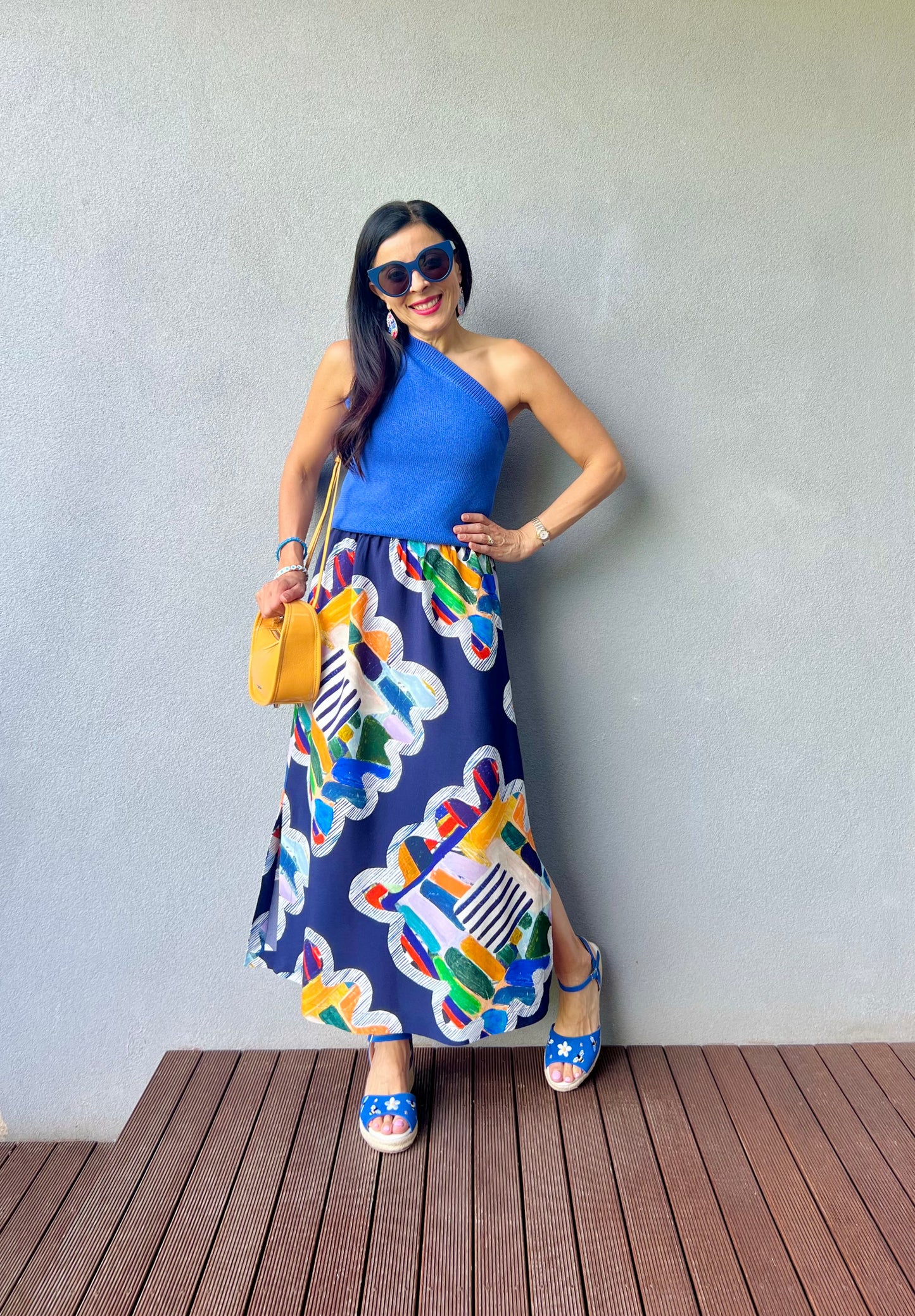 The Vibe is Busy Bees in Colbalt Blue