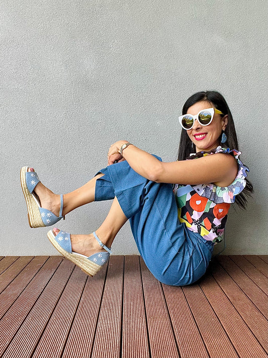 The Vibe is Daisy Daze in Denim