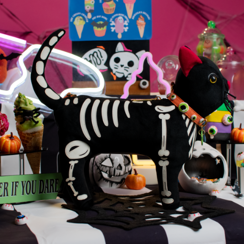 Vendula I Scream Parlour Skeleton Vinnie the Cat Bag