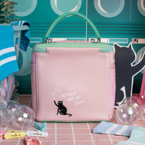 Vendula Bubble Cats Laundromat Washer Dryer Bag