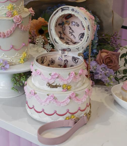 PREORDER Vendula Posies And Patisseries Cake Bag