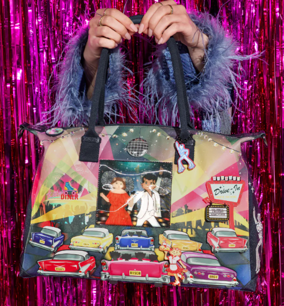 Vendula Kittys Drive In Movie Caturday Night Fever Bonnie Weekender