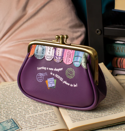 Vendula Travelling Library Bookshop Clipper Coin Purse