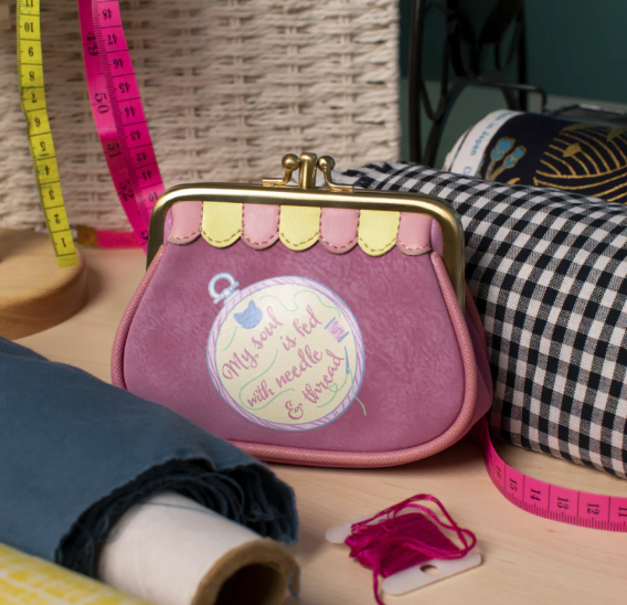 Vendula Sewing Shop Raspberry Edition Clipper Coin Purse
