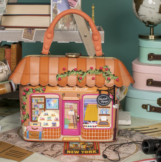 Vendula Voyage Travel Shop Grab Bag
