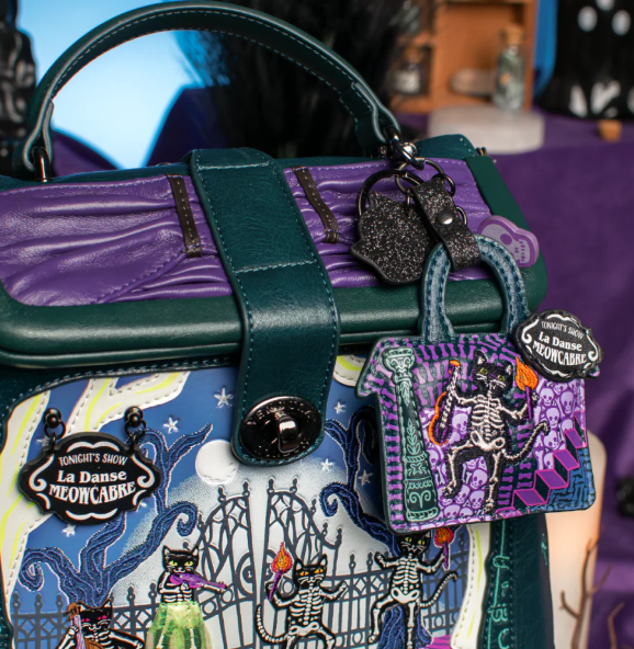 Vendula Haunted Theatre Key Charm