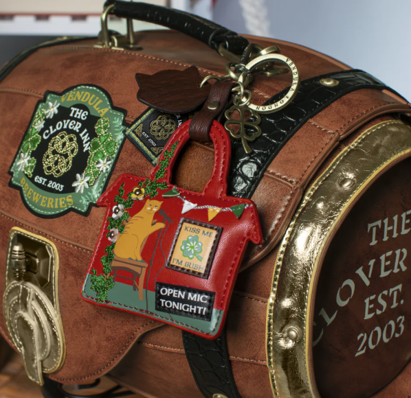 PREORDER Vendula Clover Inn Key Charm