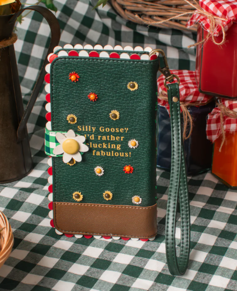 Vendula The Farmhouse Pantry Universal Flip Phone Case