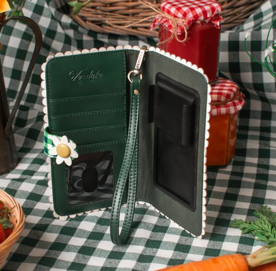 Vendula The Farmhouse Pantry Universal Flip Phone Case
