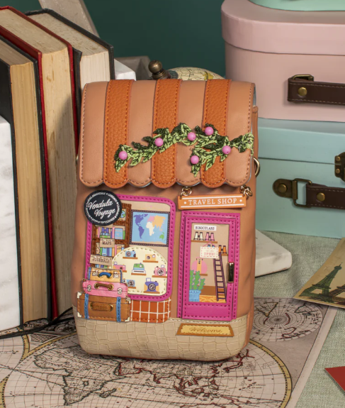 Vendula Voyage Travel Shop Phone Pouch