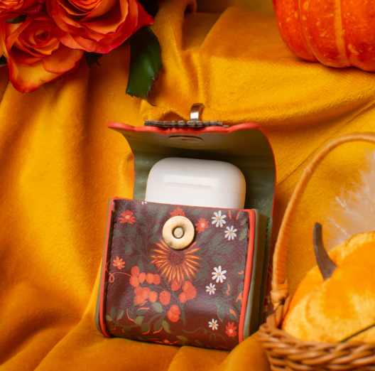 Vendula Flower Shop Amber Edition Pods Case