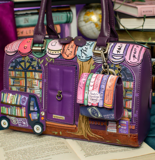 Vendula Travelling Library Bookshop Pods Case